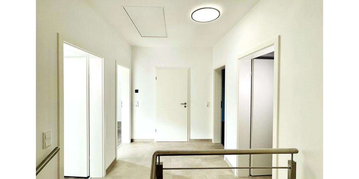 Stilvolles Neubau-Haus: Modernes Wohnen mit Traumküche und Garten 4 zimmer