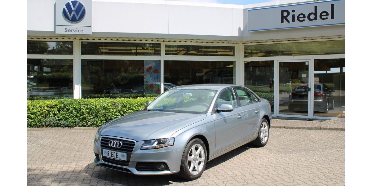 Audi A4 103.996 km 8.990 &euro; Dobbertin 19399