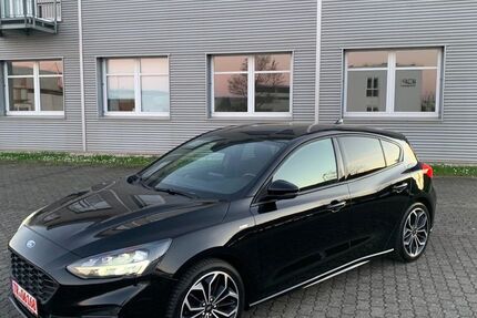 Ford Focus 156.000 km 8.999 &euro; Trier 54294