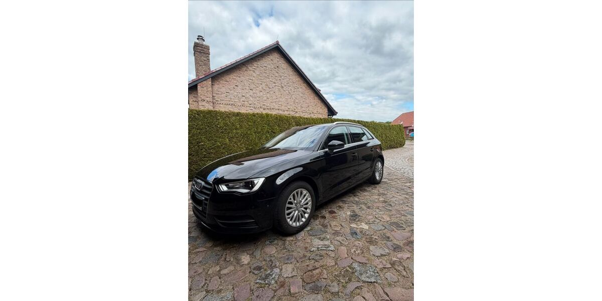 Audi A3 138.000 km 11.800 &euro; Gadebusch 19205