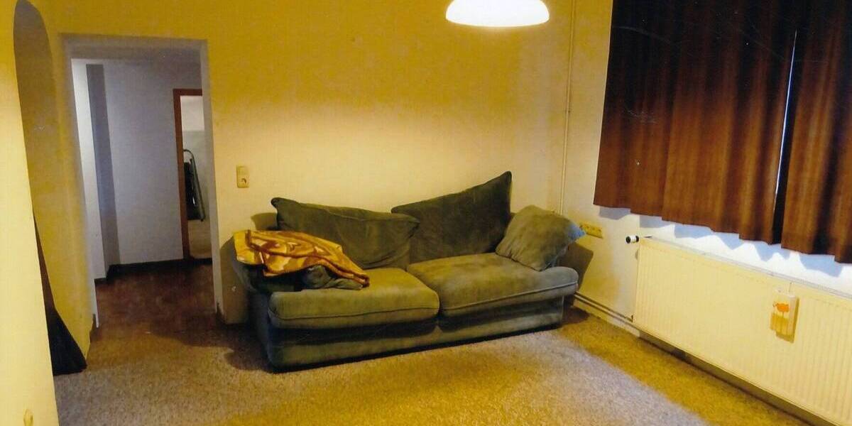 Etagenwohnung Grabfeld Jüchsen - 1 Zimmer, 237 m&sup2;, 48.000&euro; | Angebot:25668273