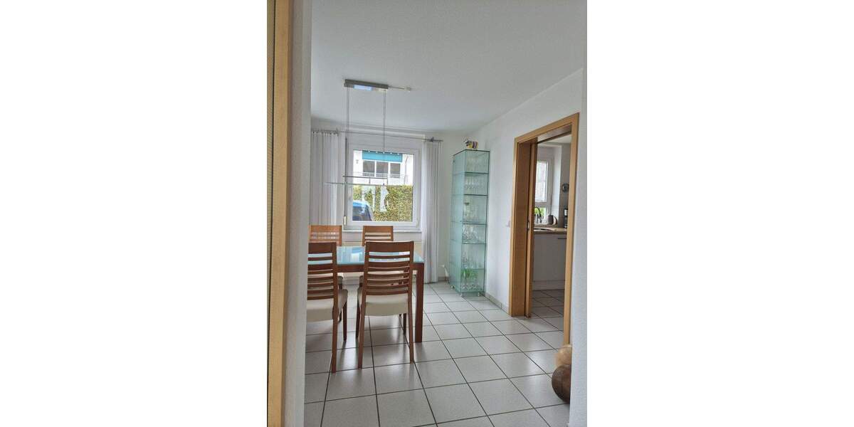 Niedrigenergie-Haus in ruhiger Wohnlage reserviert 5 zimmer