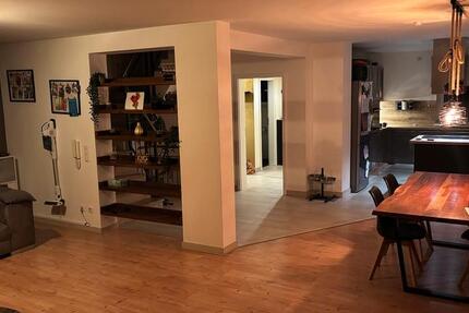 Doppelhaushäfte in Mengkofen mit Keller, Garten und Garage 4 zimmer