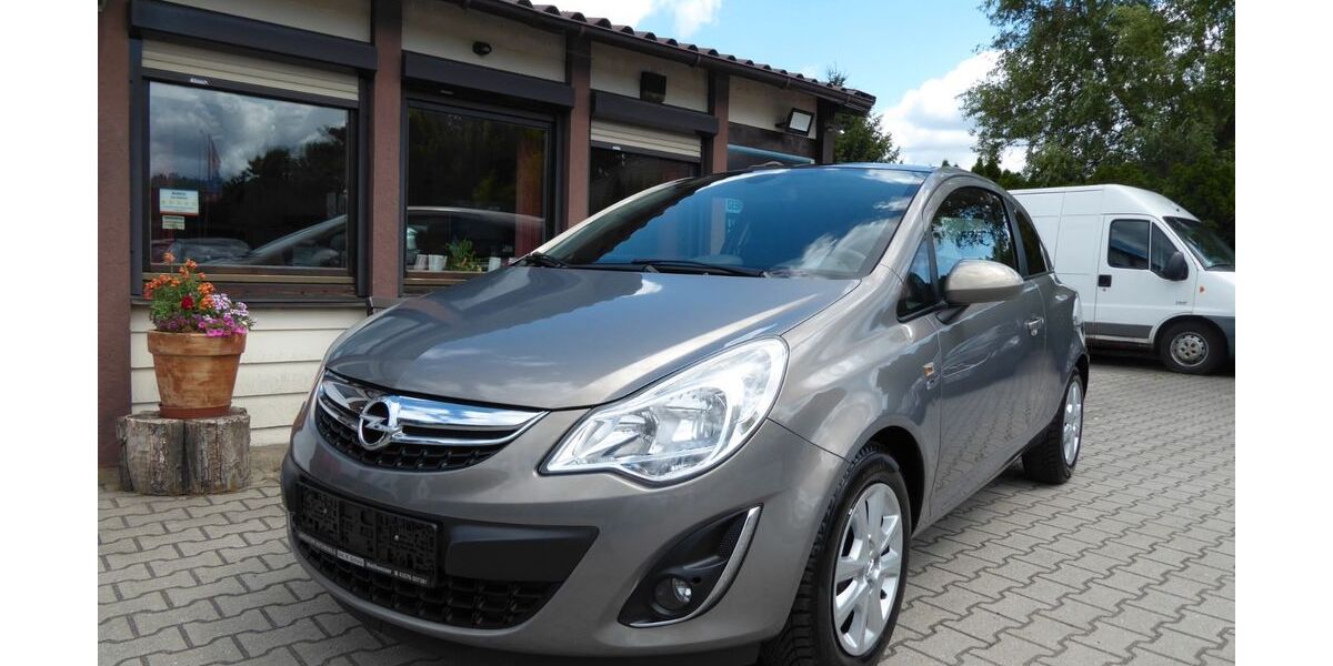 Opel Corsa 106.000 km 5.590 &euro; Weißwasser 02943