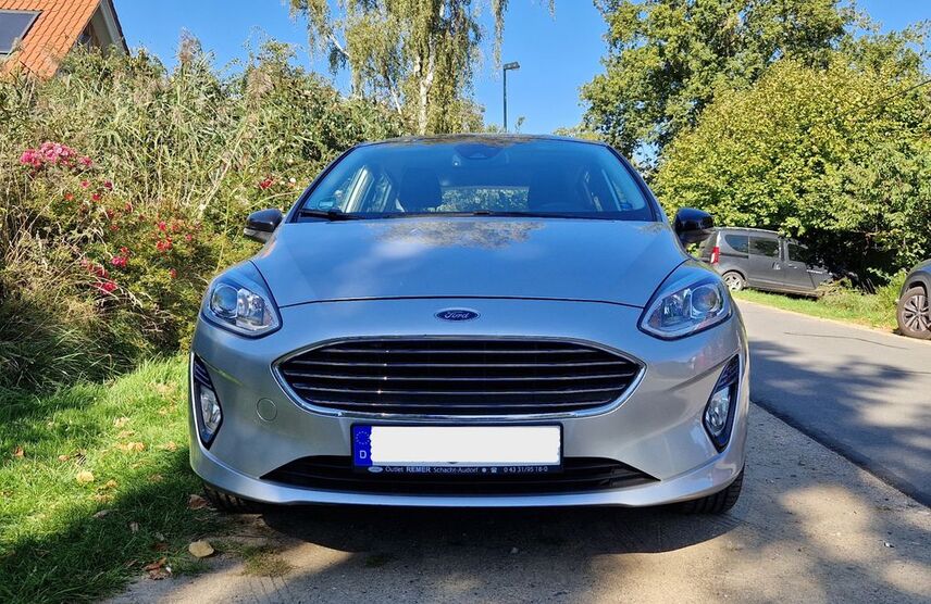 Ford Fiesta 123.963 km 7.990 € Lübeck 23552