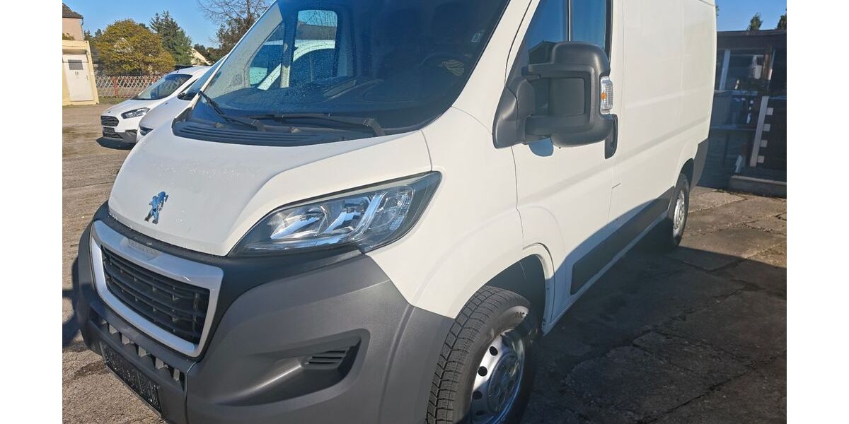 Peugeot Boxer 148.800 km 7.999 &euro; Eberswalde 16227