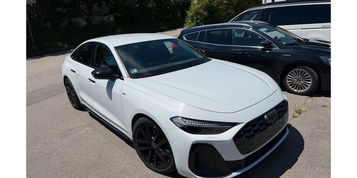 Audi A5 29.852 km 47.900 &euro; Bodenkirchen 84155