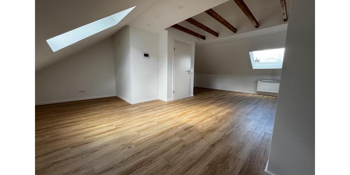 Reihenhaus Siegburg - 6 Zimmer, 170 m&sup2;, 2.690&euro; | Angebot:26148466