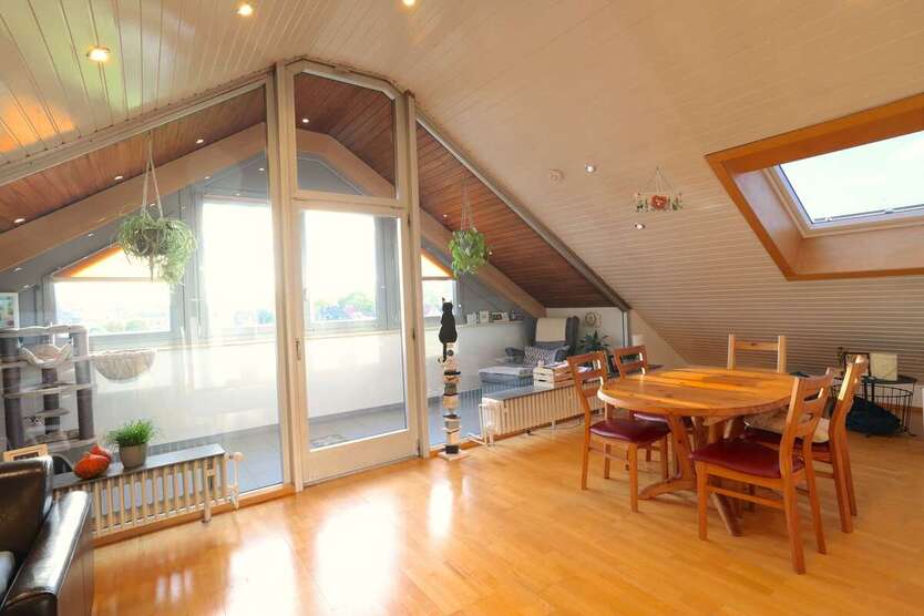 Wohnung zum Kaufen in Kaiserslautern 240.000 € 104 m² 3 zimmer