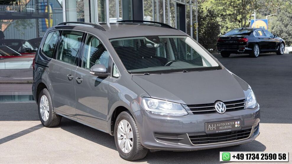 VW Sharan 141.179 km 22.490 € Villingen-Schwenningen 78054