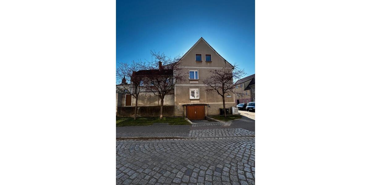 Reihenhaus Altentreptow - 6 Zimmer, 140 m&sup2;, 125.000&euro; | Angebot:23816943