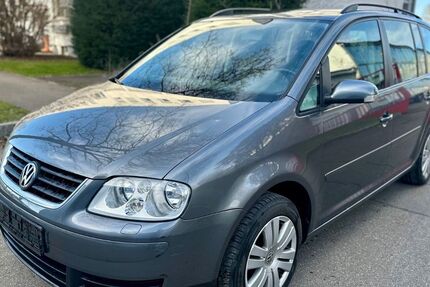 VW Touran 168.699 km 2.950 &euro; Ulm 89079