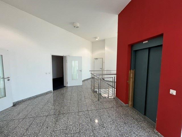 EUPORA® Immobilien: Moderne Gewerbe-Bürofläche in Kirchheimbolanden. zimmer