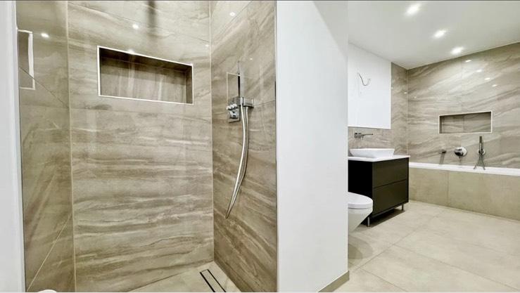 Reihenhaus Ratingen Hösel - 5 Zimmer, 140 m&sup2;, 1.800&euro; | Angebot:25877011