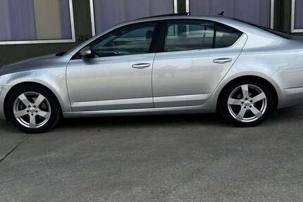 Skoda Octavia 87.800 km 8.890 &euro; Bad Toelz 83646