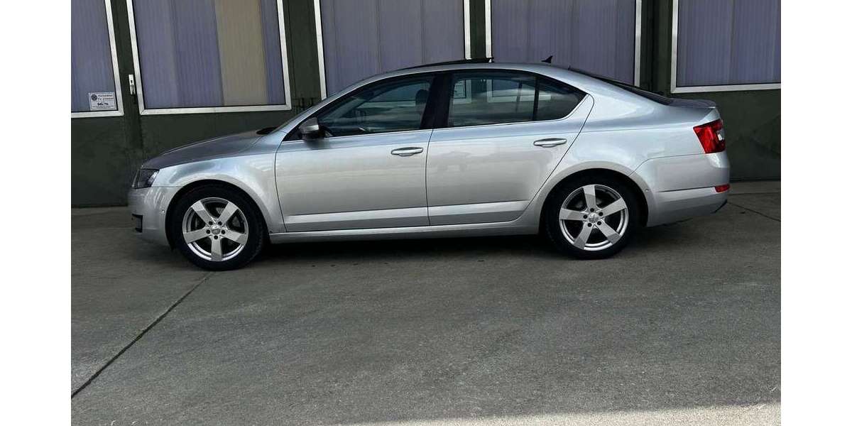 Skoda Octavia 87.800 km 8.890 &euro; Bad Toelz 83646