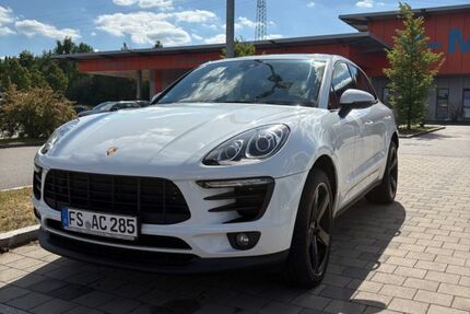 Porsche Macan 200.000 km 28.800 &euro; Au in der Hallertau 84072