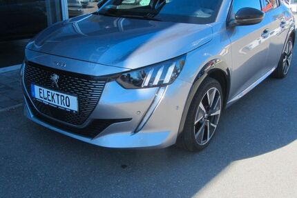 Peugeot 208 41.400 km 18.350 &euro; Riedlingen 88499
