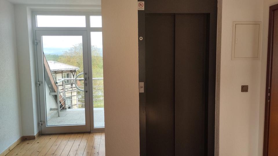 Dachgeschoßwohnung Sollstedt - 4 Zimmer, 107 m&sup2;, 875&euro; | Angebot:26539581