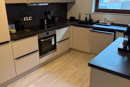 Großzügige 120 m² Souterrain-Wohnung mit Garten zum 01.01.2026 3 zimmer