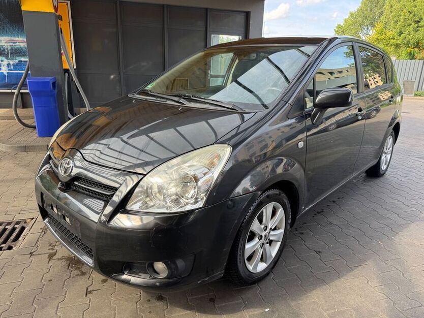 Corolla Verso