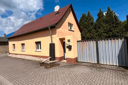 Haus Zörbig - 4 Zimmer, 120 m&sup2;, 150.000&euro; | Angebot:25840180