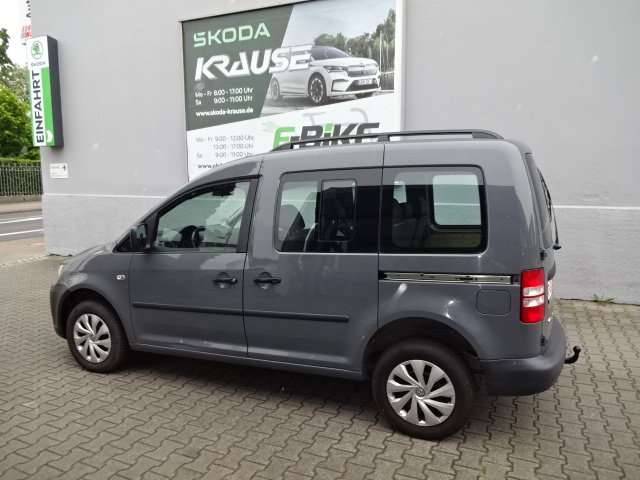 VW Caddy 96.000 km 12.900 &euro; Großenhain 01558