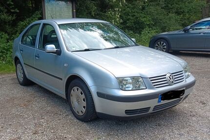 VW Bora 65.000 km 3.500 &euro; Fuldatal 34233