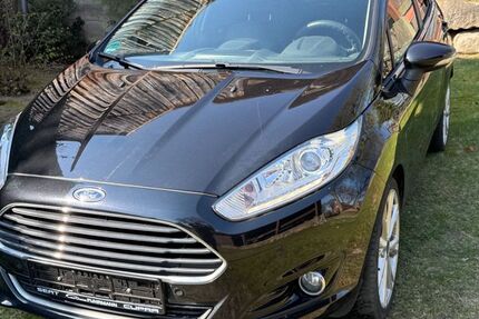 Ford Fiesta 131.895 km 6.999 &euro; Westergellersen 21394