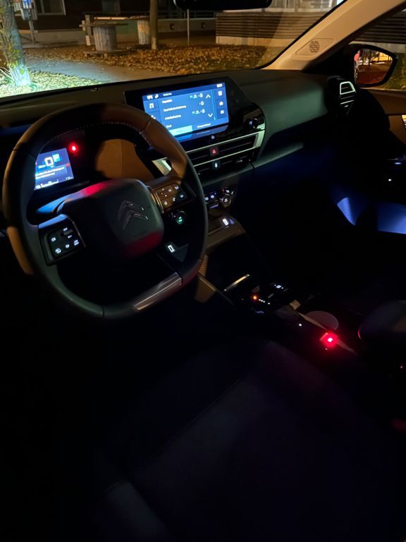 Citroen C4 2.800 km 21.400 € München 81539