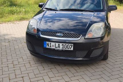 Ford Fiesta 148.000 km 1.500 &euro; Hoya 27318