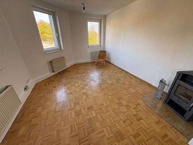 480GS2 - Charmante 4-Zimmer-Wohnung mit Kamin und Einbauküche – direkt an Schule und Bahnhof 4 zimmer