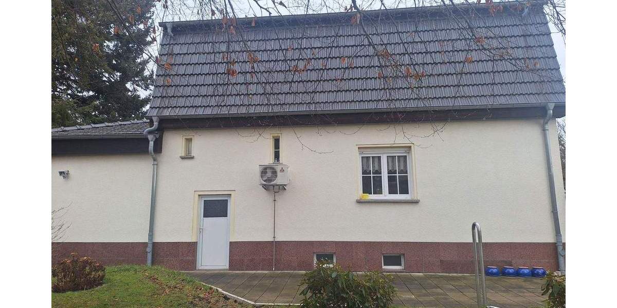 Einfamilienhaus Meuselwitz - 4 Zimmer, 138 m&sup2;, 169.000&euro; | Angebot:25700640