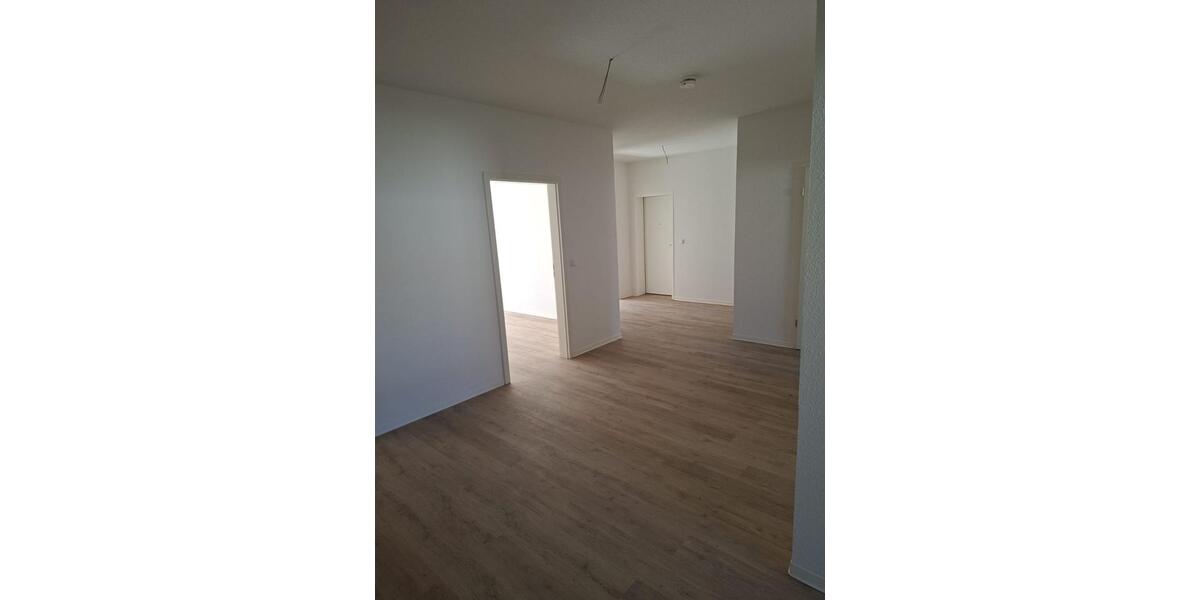 Etagenwohnung Spremberg - 5 Zimmer, 121 m&sup2;, 790&euro; | Angebot:25220691