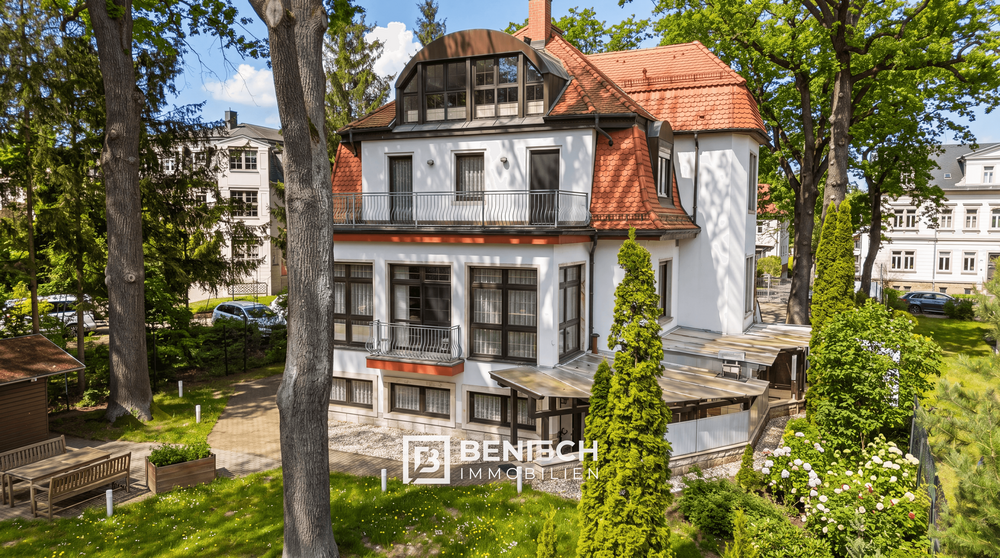 Einfamilienhaus Dresden Klotzsche - 11 Zimmer, 558 m&sup2;, 1.485.000&euro; | Angebot:27113543