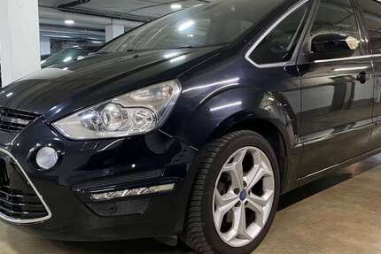 Ford S-Max 141.758 km 10.499 € München 81675