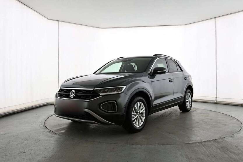 VW T-Roc 62.573 km 18.440 € Grünwald 82031
