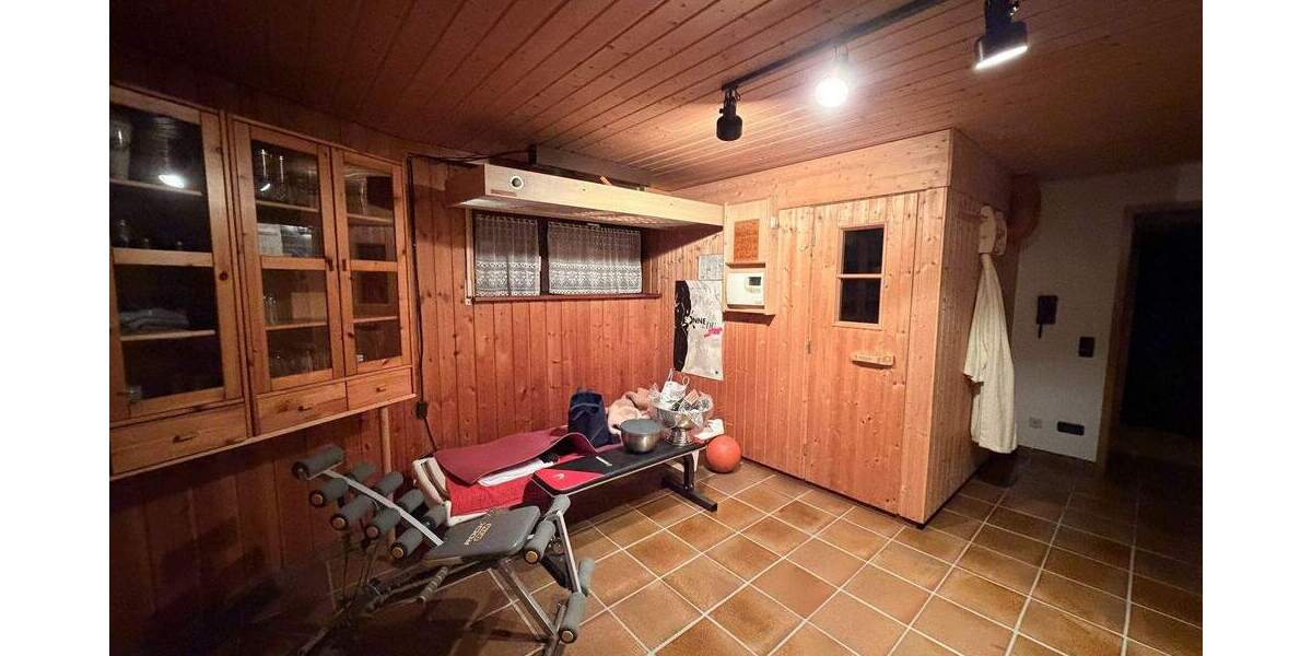 Einfamilienhaus Bretten Gölshausen - 7 Zimmer, 216 m&sup2;, 770.000&euro; | Angebot:24779450