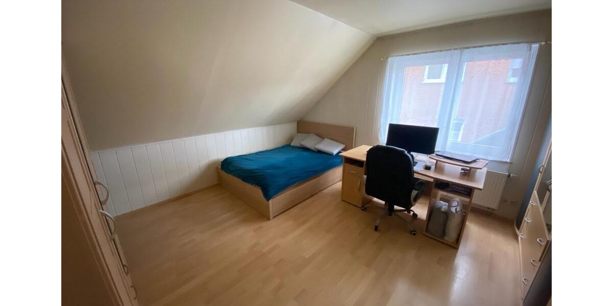 Einfamilienhaus Waldbröl - 6 Zimmer, 126 m&sup2;, 1.500&euro; | Angebot:26229000
