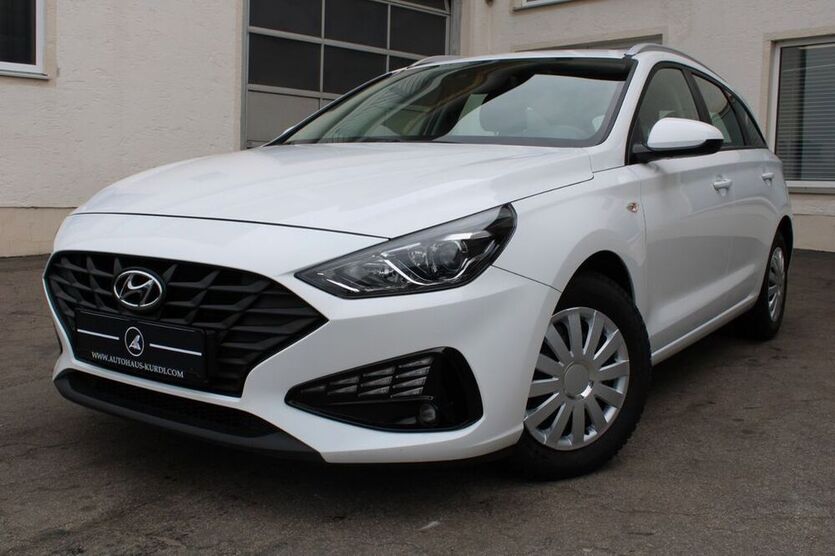i30