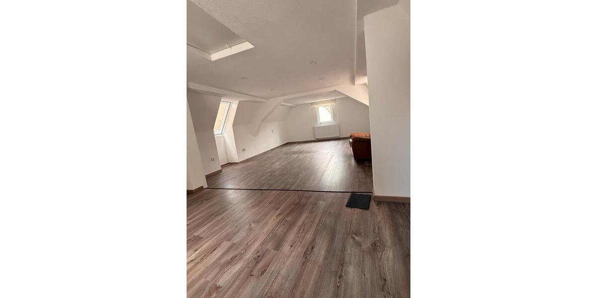 Reihenhaus Giengen an der Brenz - 8 Zimmer, 200 m&sup2;, 479.000&euro; | Angebot:26429111