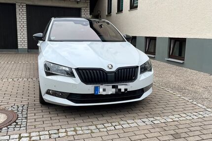 Skoda Superb 123.000 km 22.999 &euro; Freising 85356