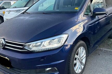 VW Touran 164.000 km 14.500 &euro; Idstein 65510