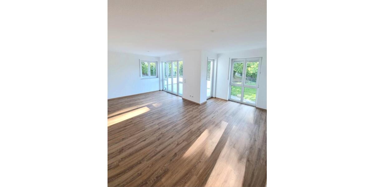 Etagenwohnung Trier Kürenz - 3 Zimmer, 93 m&sup2;, 1.200&euro; | Angebot:26401961