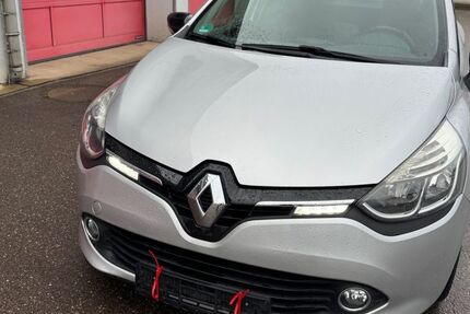 Renault Clio 96.600 km 8.520 &euro; Offenburg 77654