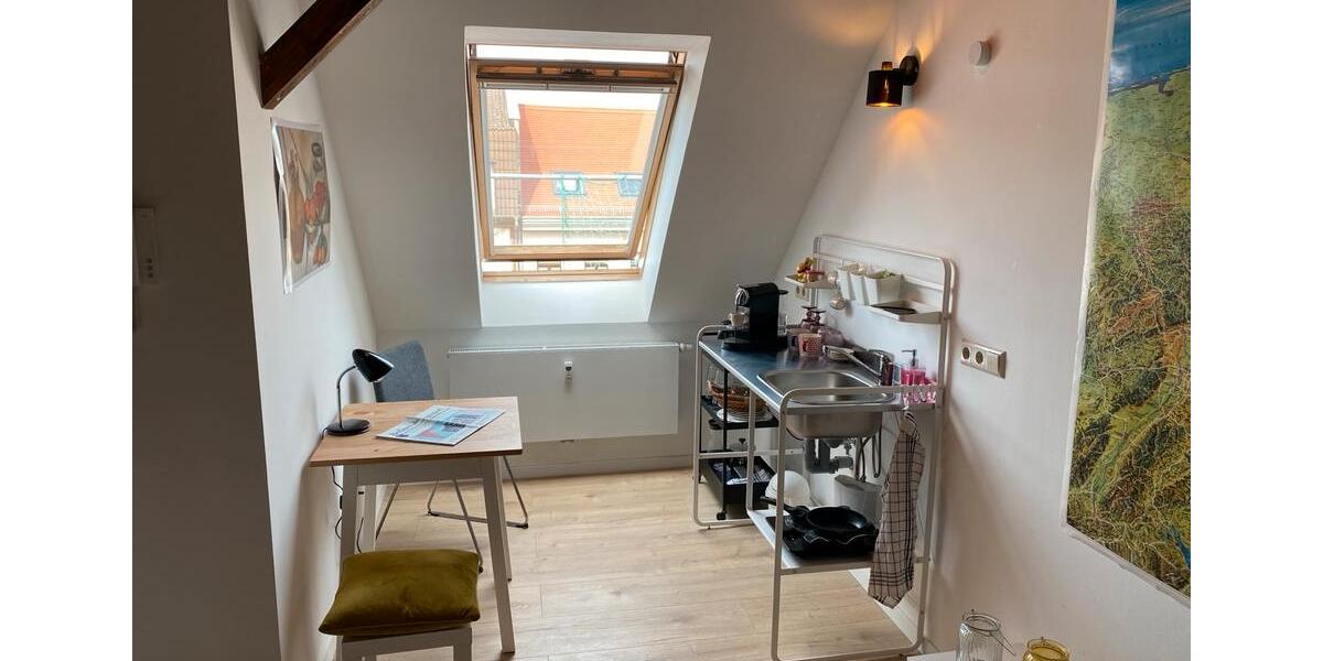 Dachgeschoßwohnung Leipzig Nordwest - 1 Zimmer, 19 m&sup2;, 650&euro; | Angebot:26704621