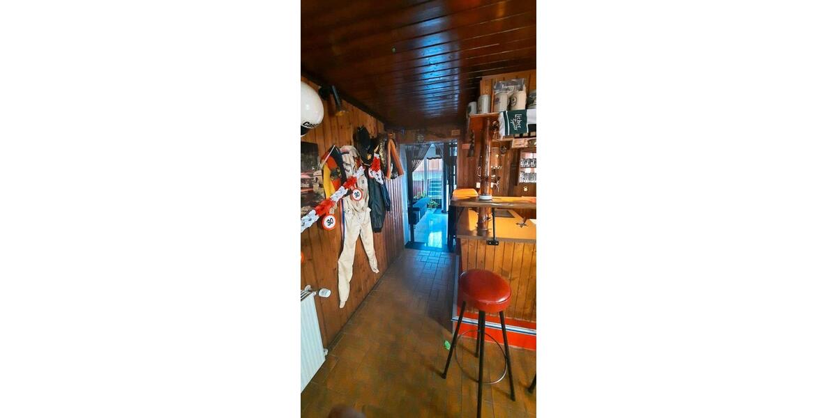 Doppelhaushälfte Gersfeld (Rhön) - 8 Zimmer, 224 m&sup2;, 249.000&euro; | Angebot:26798372