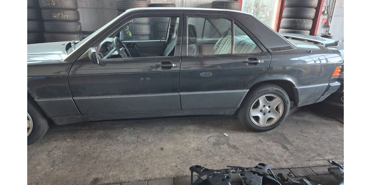 Mercedes-Benz 190 136.920 km 3.600 &euro; Lingen 49808