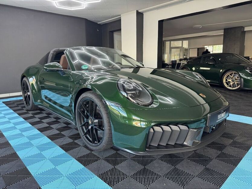 992
