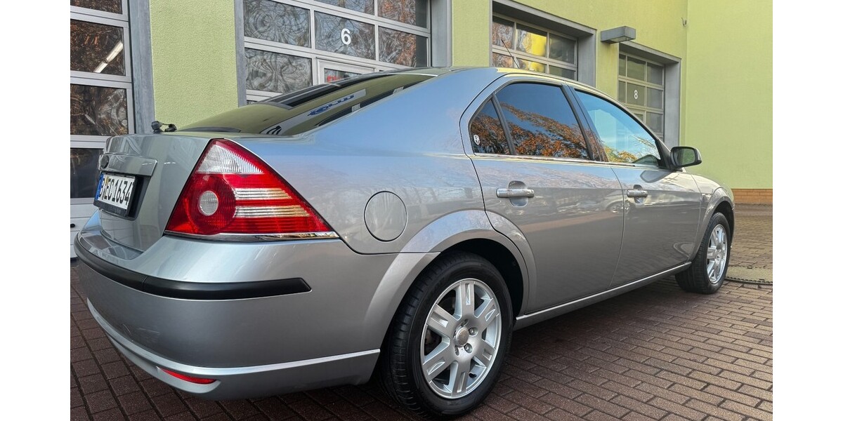 Ford Mondeo 124.651 km 3.490 &euro; Berlin 10178